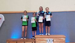 Badminton: Josefine Hof dreifache Bezirksmeisterin